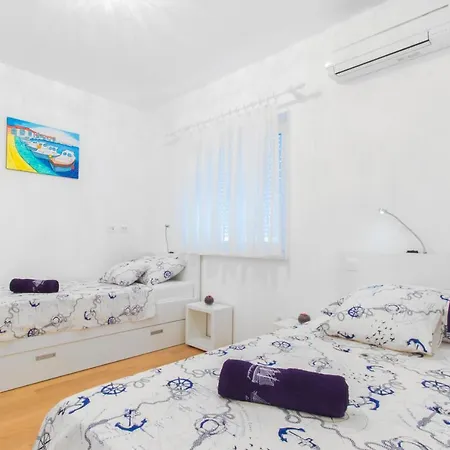 Royal Apartment *