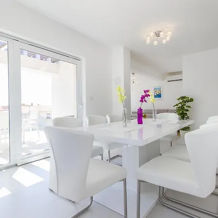 דירה Royal וודיצה