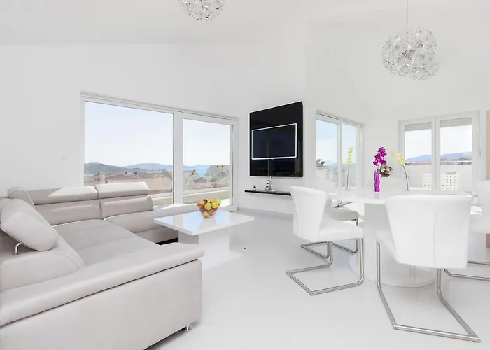 아파트먼트 로열 *